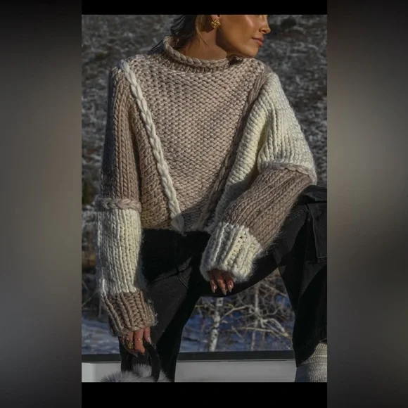 Cozy Colorblock Sweater - Picture 5 of 12